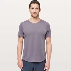 Lululemon Men’s Conflux Tshirt in Graphite Purple